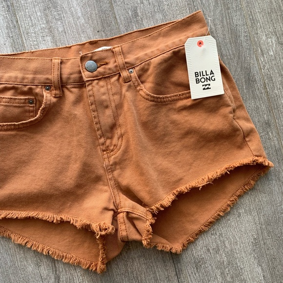 Billabong Pants - 🔥🔥BILLABONG - HIGH RISE DENIM SHORTS🔥🔥 Billabong Pants - 🔥🔥BILLABONG - HIGH RISE DENIM SHORTS🔥🔥